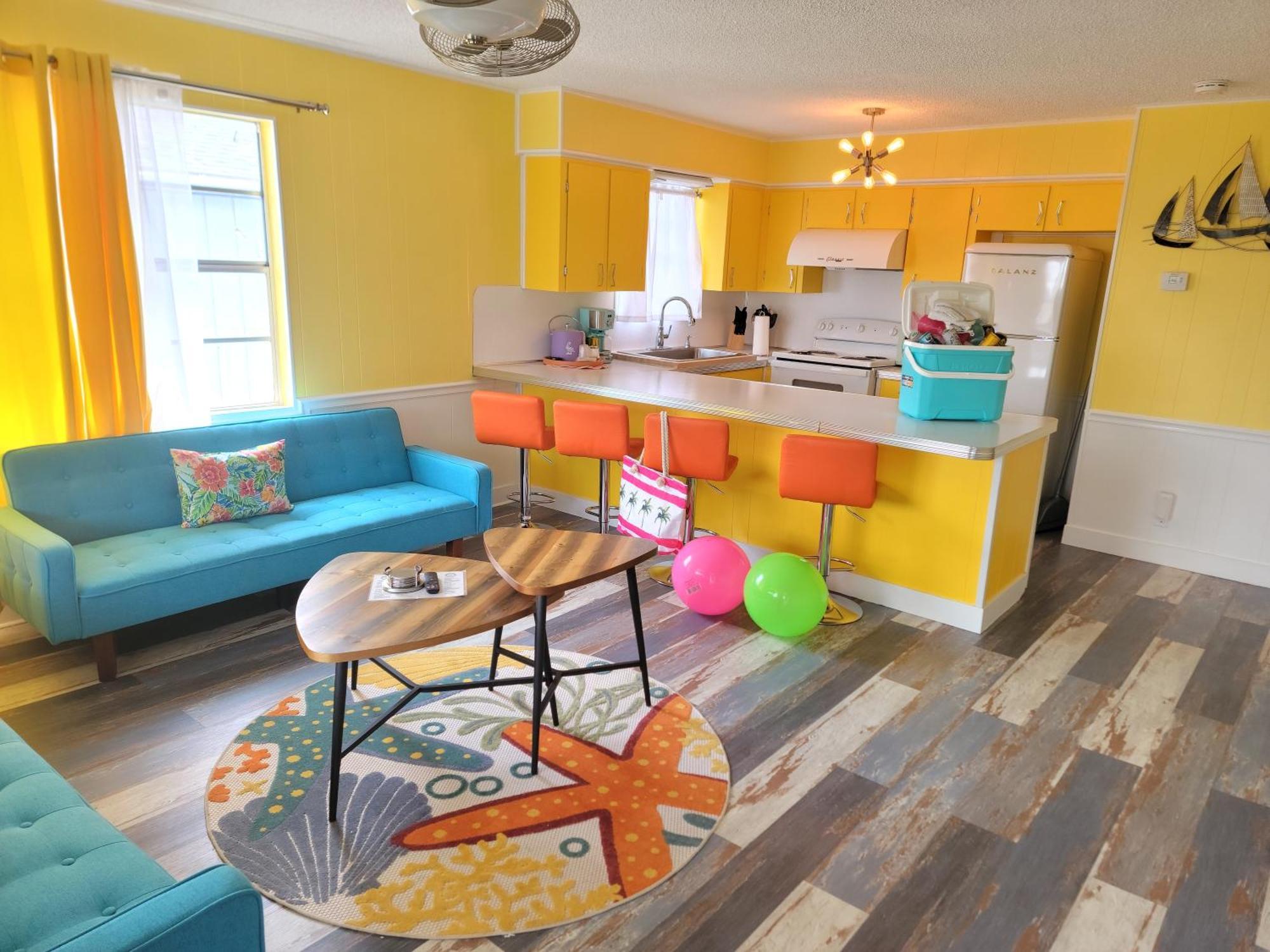 Upper Deck Hotel And Bar - Adults Only 南帕诸岛 外观 照片