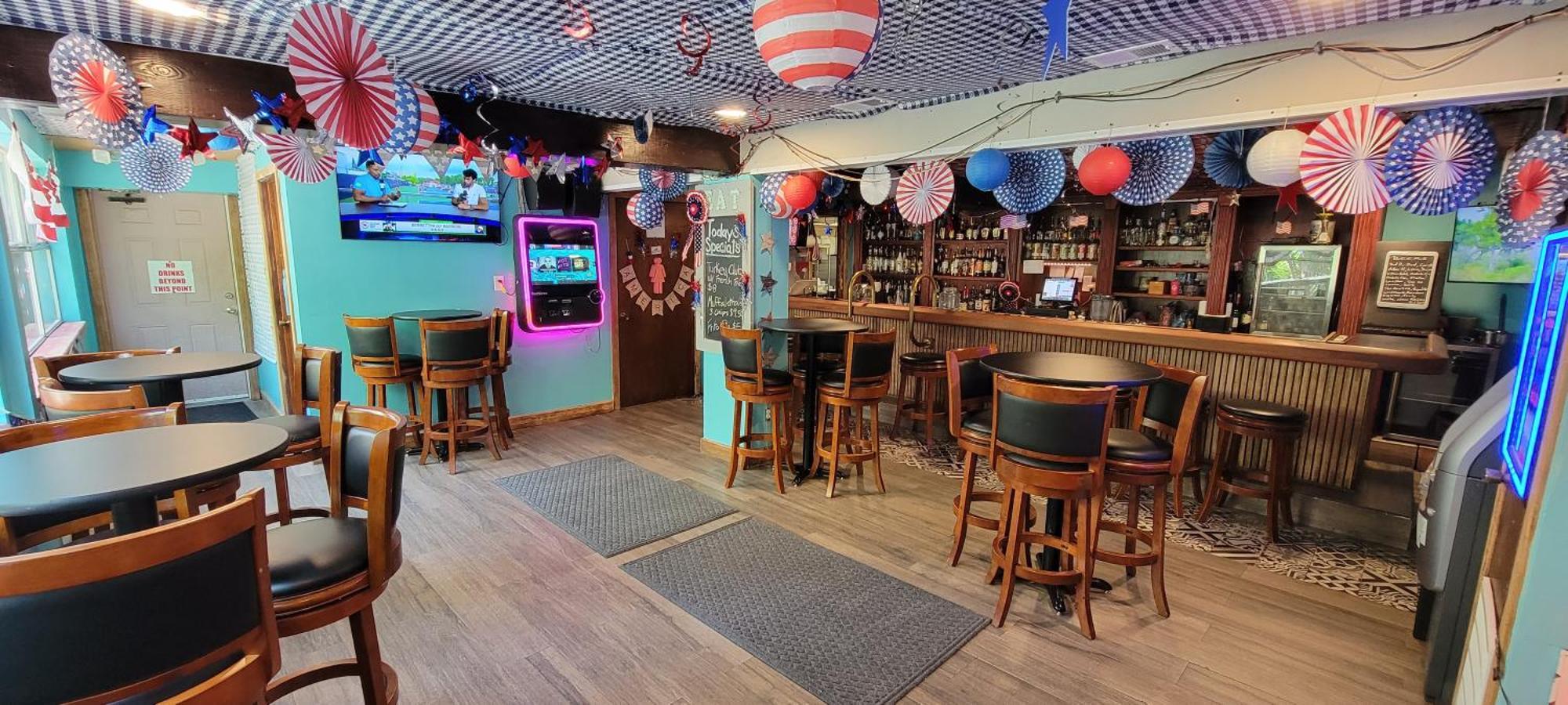 Upper Deck Hotel And Bar - Adults Only 南帕诸岛 外观 照片